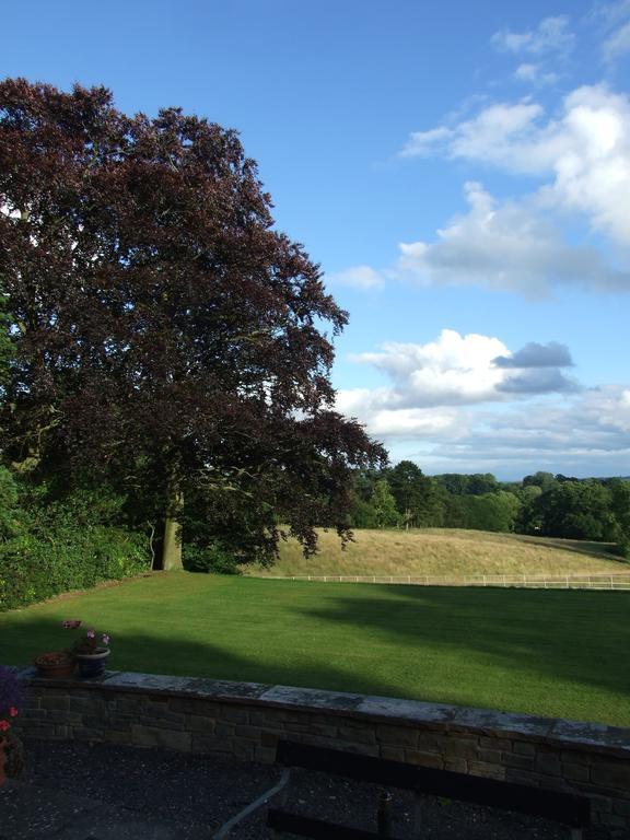 Woodlands Bed & Breakfast Barnt Green Exterior foto